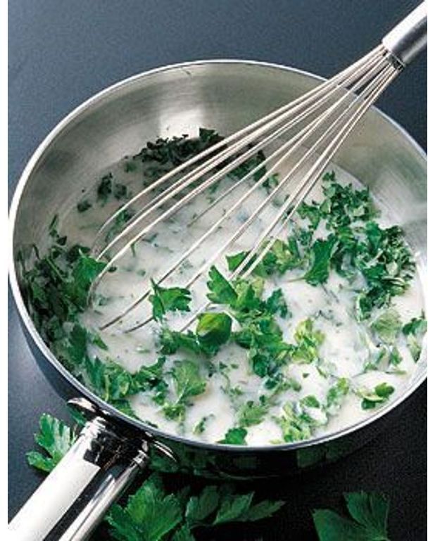 Sauce au persil pour 4 personnes Recettes Elle à Table