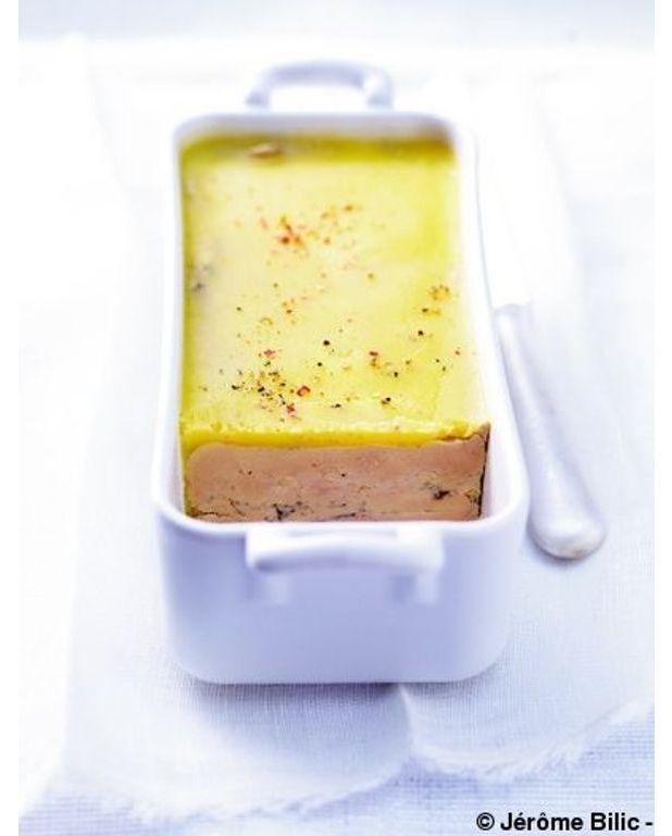 Terrine de foie gras recette de base pour 6 personnes Recettes Elle à Table