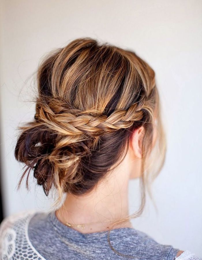 Coiffure romantique simple