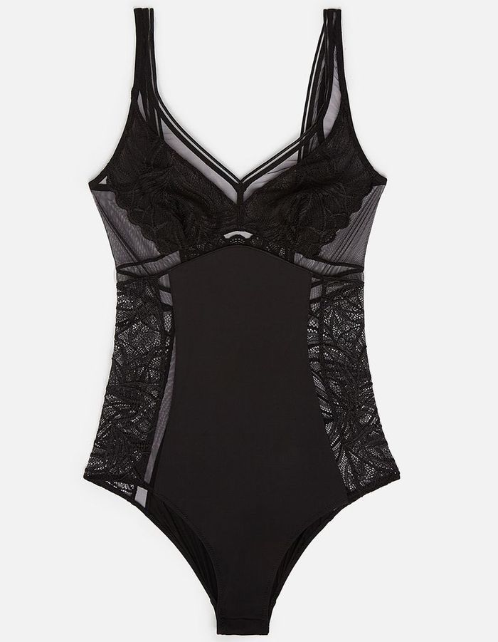 Body en dentelle Oysho - 20 bodys pour être chic en